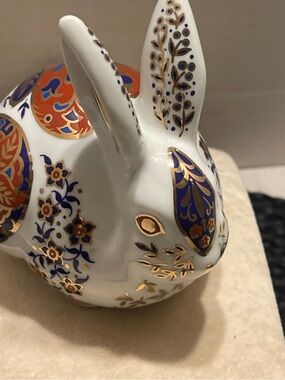 Imari Porcelain Bunny Figurine in White, Blue & Gold Japan